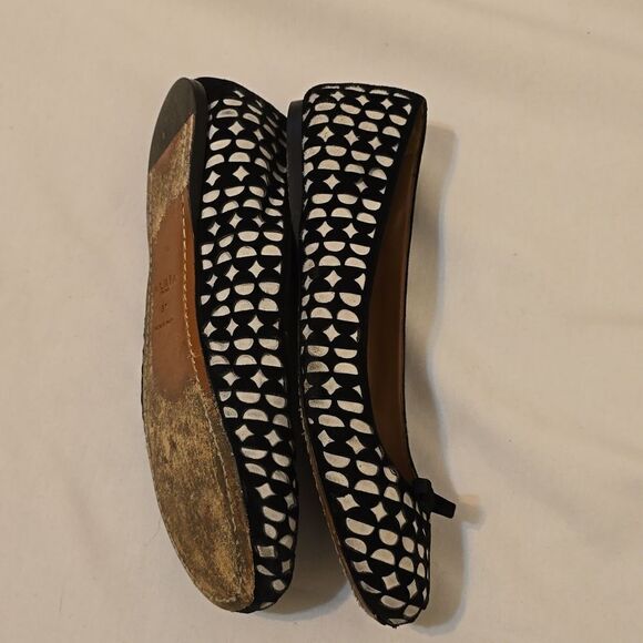Alaia Black and White Ballet Flats - Size 37/US 7 - Picture 5 of 8